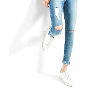 Express Distressed Jeans